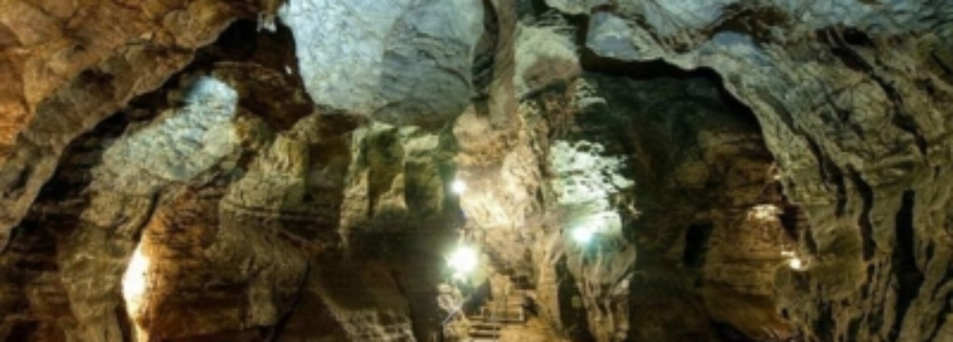 Welcome to the Blue John Cavern
