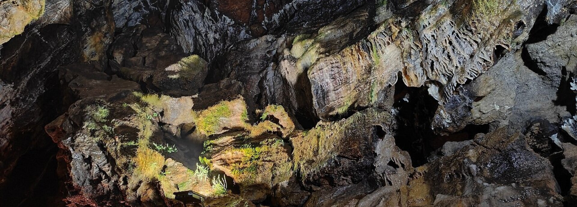 Welcome to the Blue John Cavern<br />
 