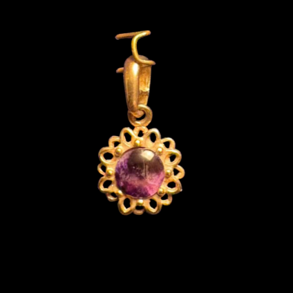 Small Gold Round Intricate Flower Design