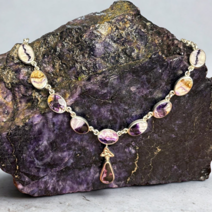 Stunning 9 stone Blue John Necklet with drop charm